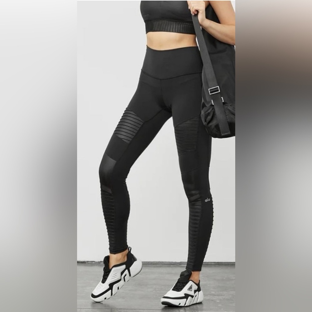 ALO‎ Yoga Black High-Rise Moto Ribbed Leggings